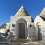 Apulian trullo with roof terrasse